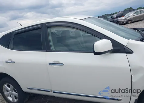 2013 Nissan Rogue S z USA, uszkodzony, nr VIN JN8AS5MT4DW001353